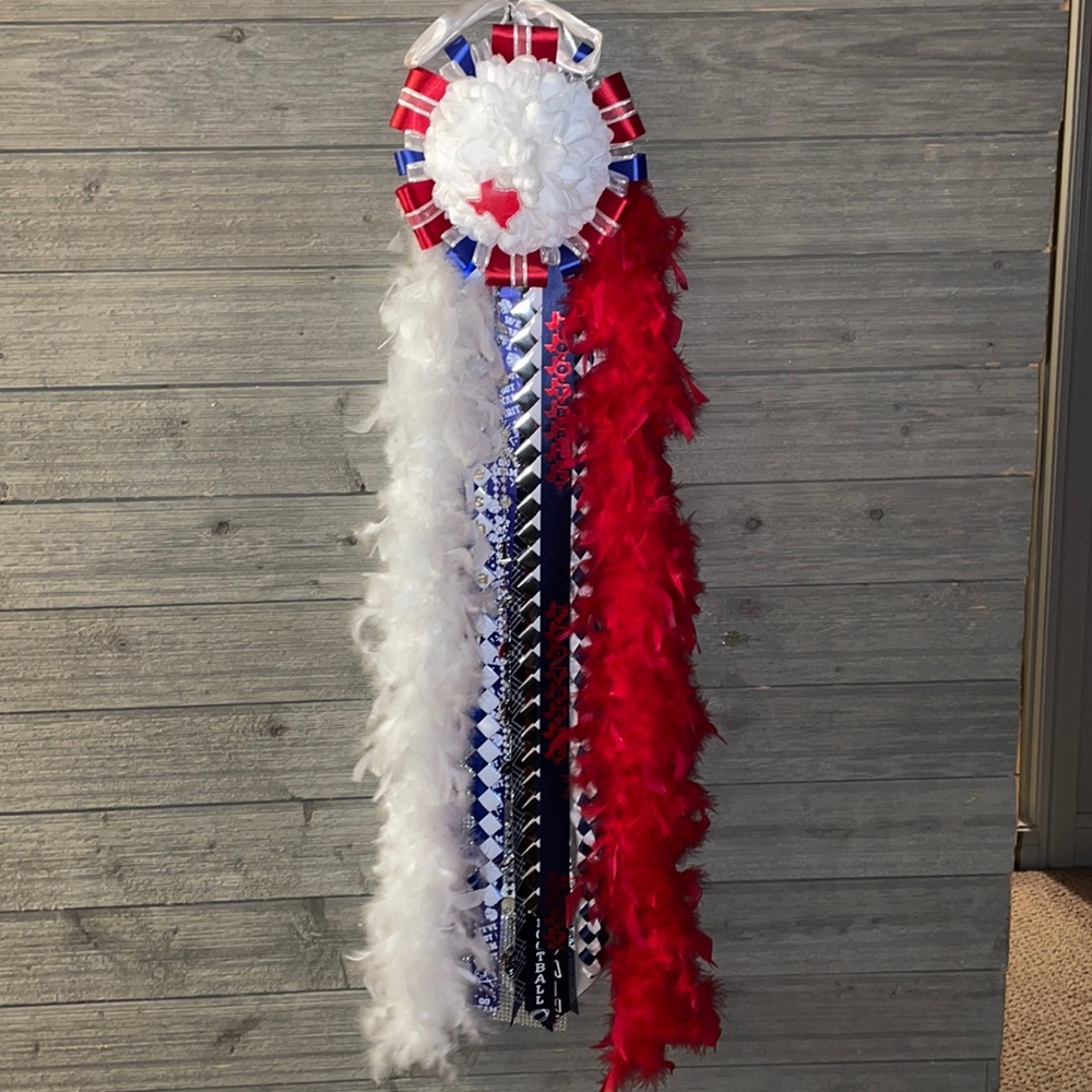 Homecoming Mum